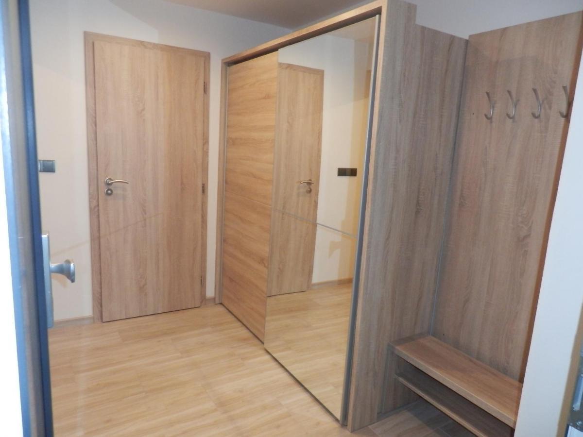 Apartman Jana Kunovice Екстер'єр фото